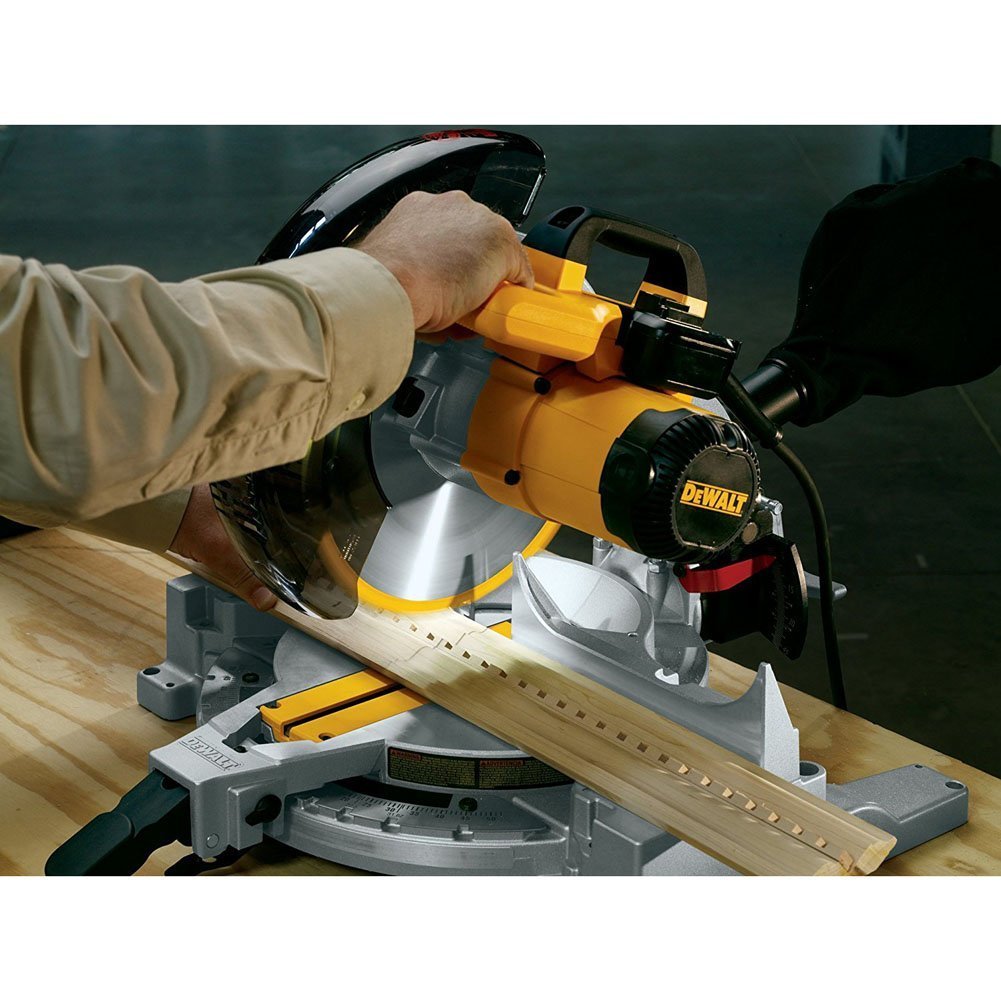 Amazon | Dewalt (デウォルト) DWS7085 LED ワークライト 作業用 Amazon | Dewalt (デウォルト) DWS7085 LED ワークライト 作業用